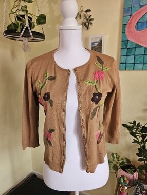 August Silk Womens Brown Embroidered Floral Cardigan Sweater